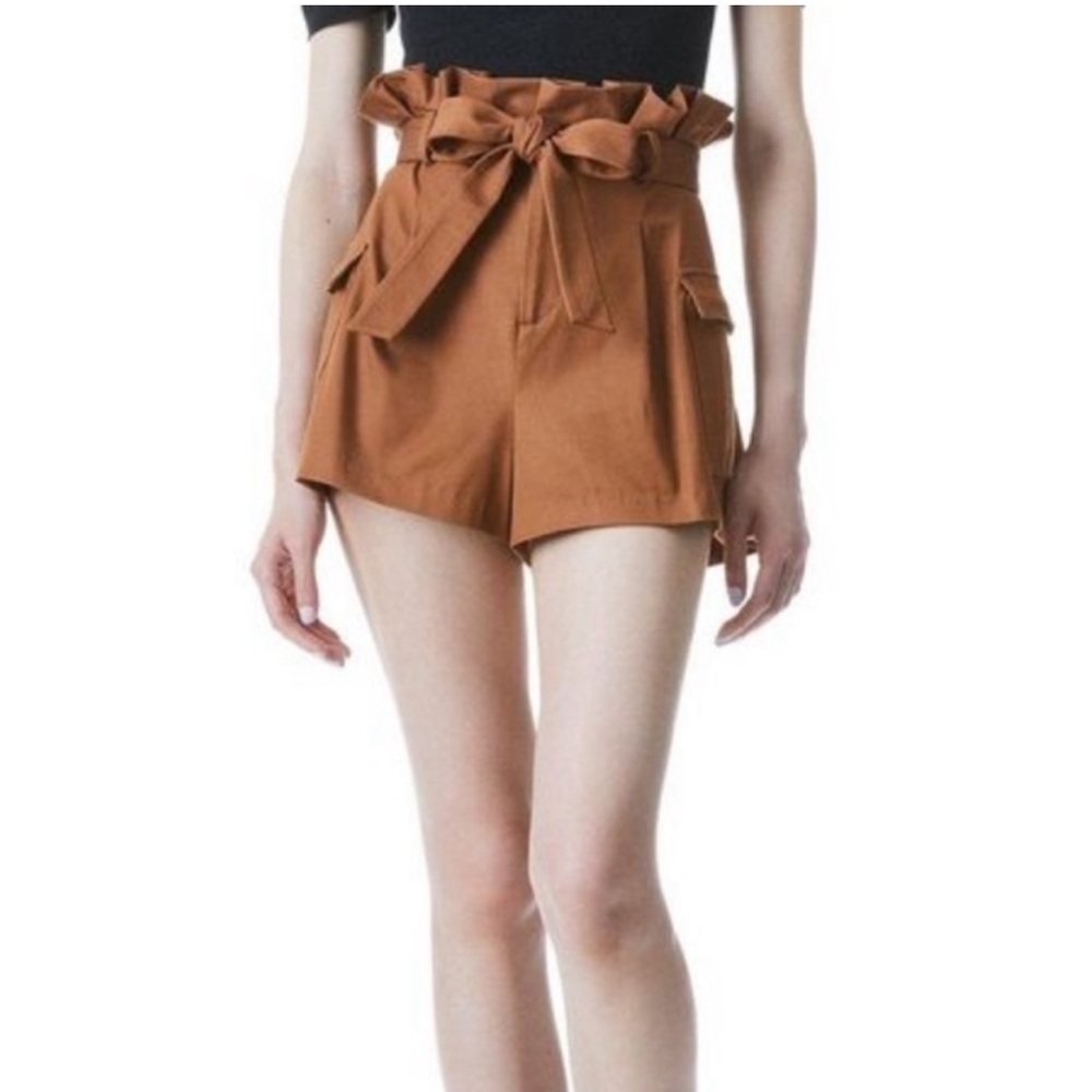 Alice + Olivia Paper Bag Cargo Short - Picture 3 of 8